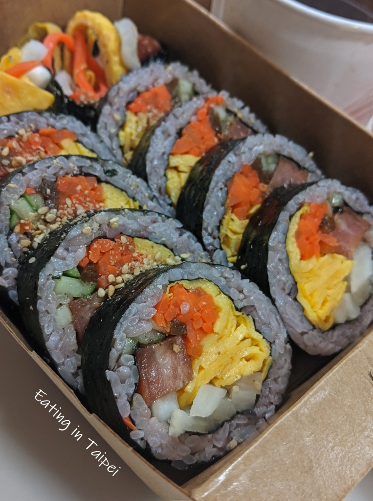 taipei restaurant hongimbap korean pork roll 2